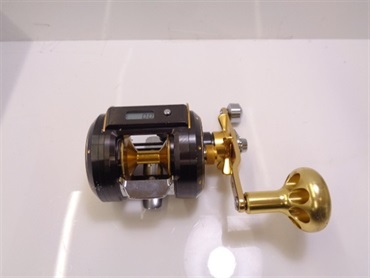 ０７ミリオネアＩＣＶ２５０ 右